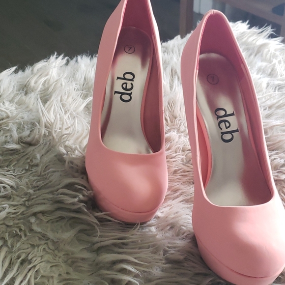 Never wear - Picture 2 of 3